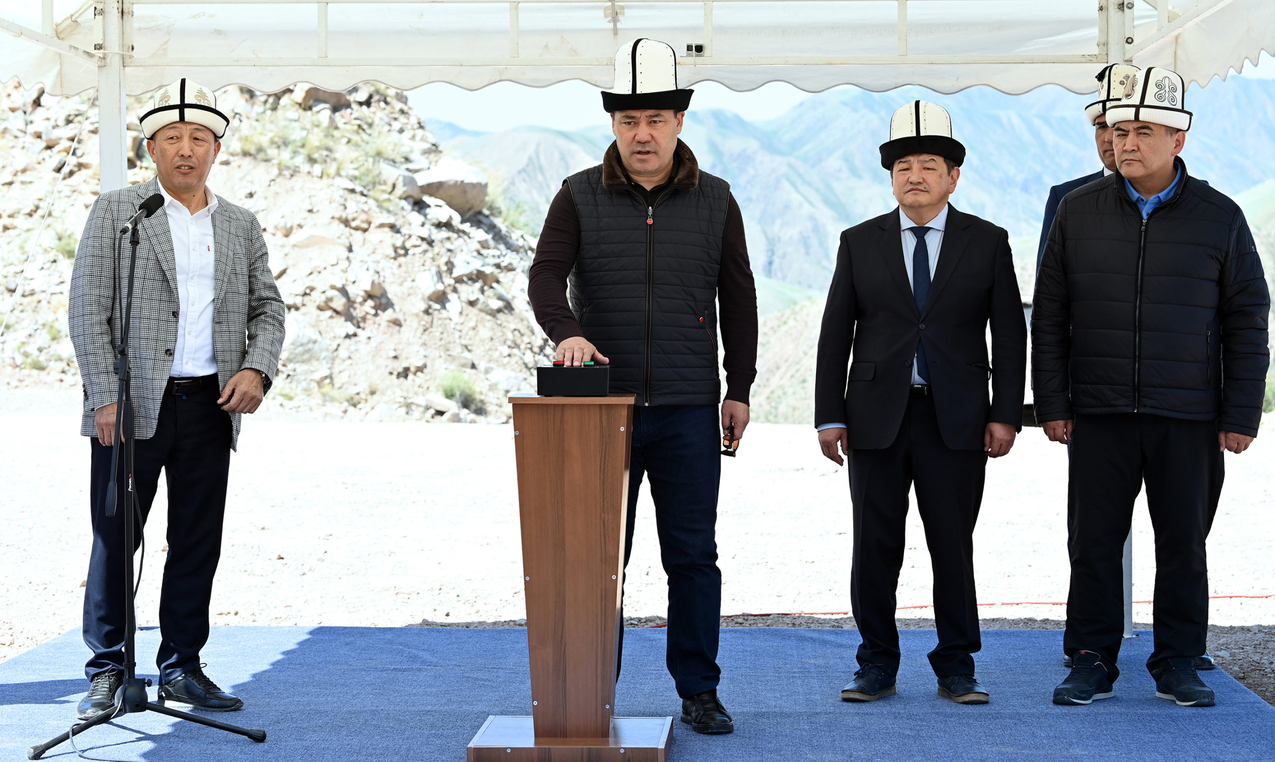 Кыргызстан уже изыскал $800 миллионов 