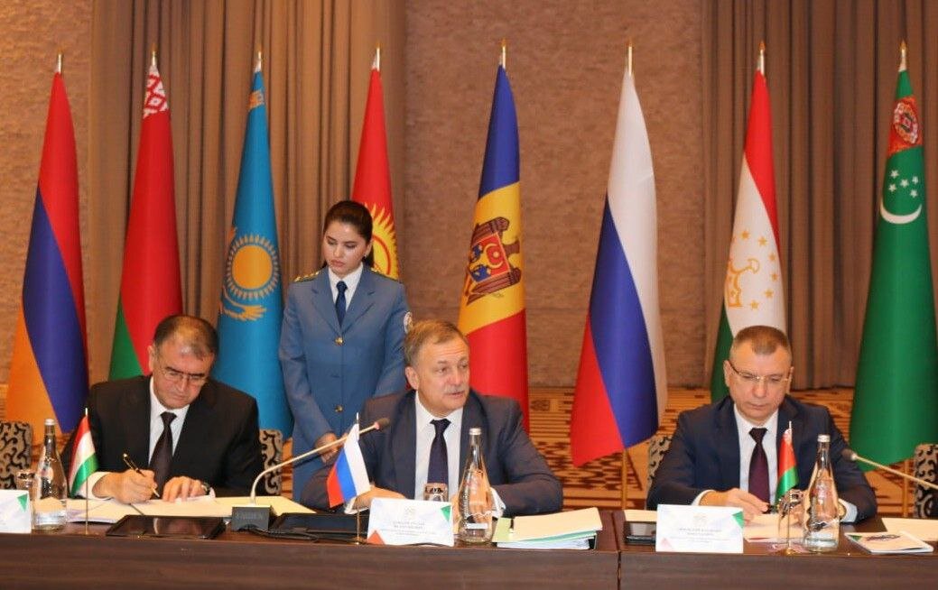 Руководители таможенных служб стран СНГ провели встречу в Ташкенте