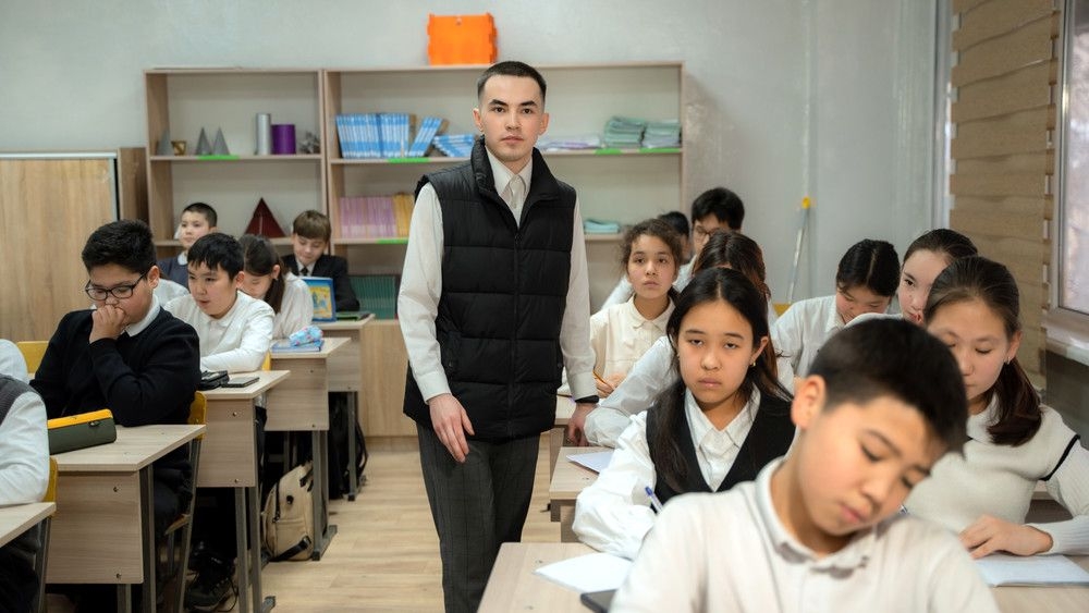 «Евразийский лицей»: еще 30 учителей из РФ приступают к работе в кыргызстанских школах