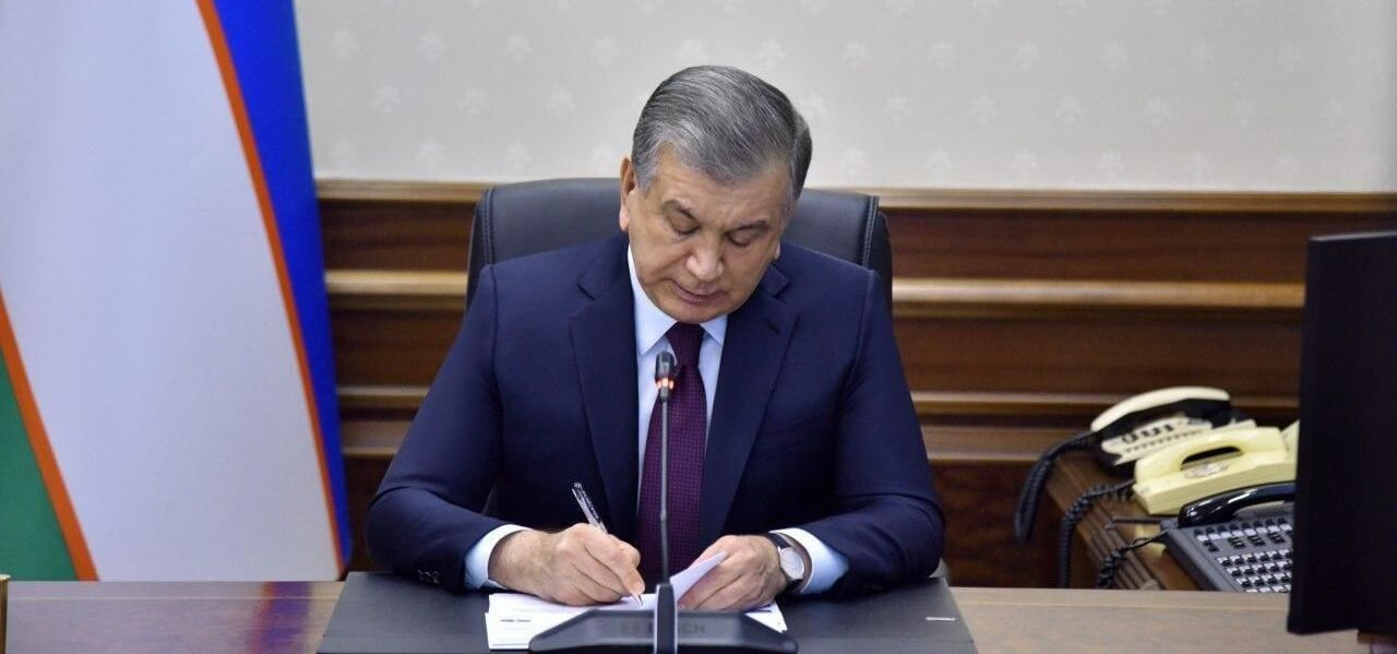 Президент Узбекистана утвердил договор с Казахстаном о деятельности центра промкооперации