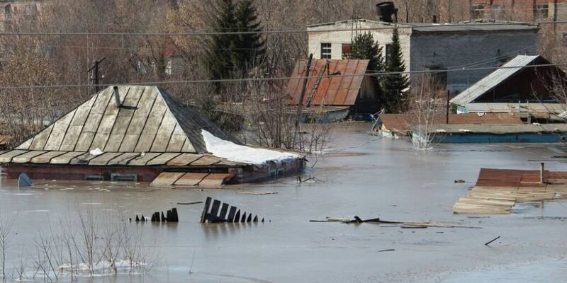 В Казахстане спасено более 75 тысяч человек из зон паводков