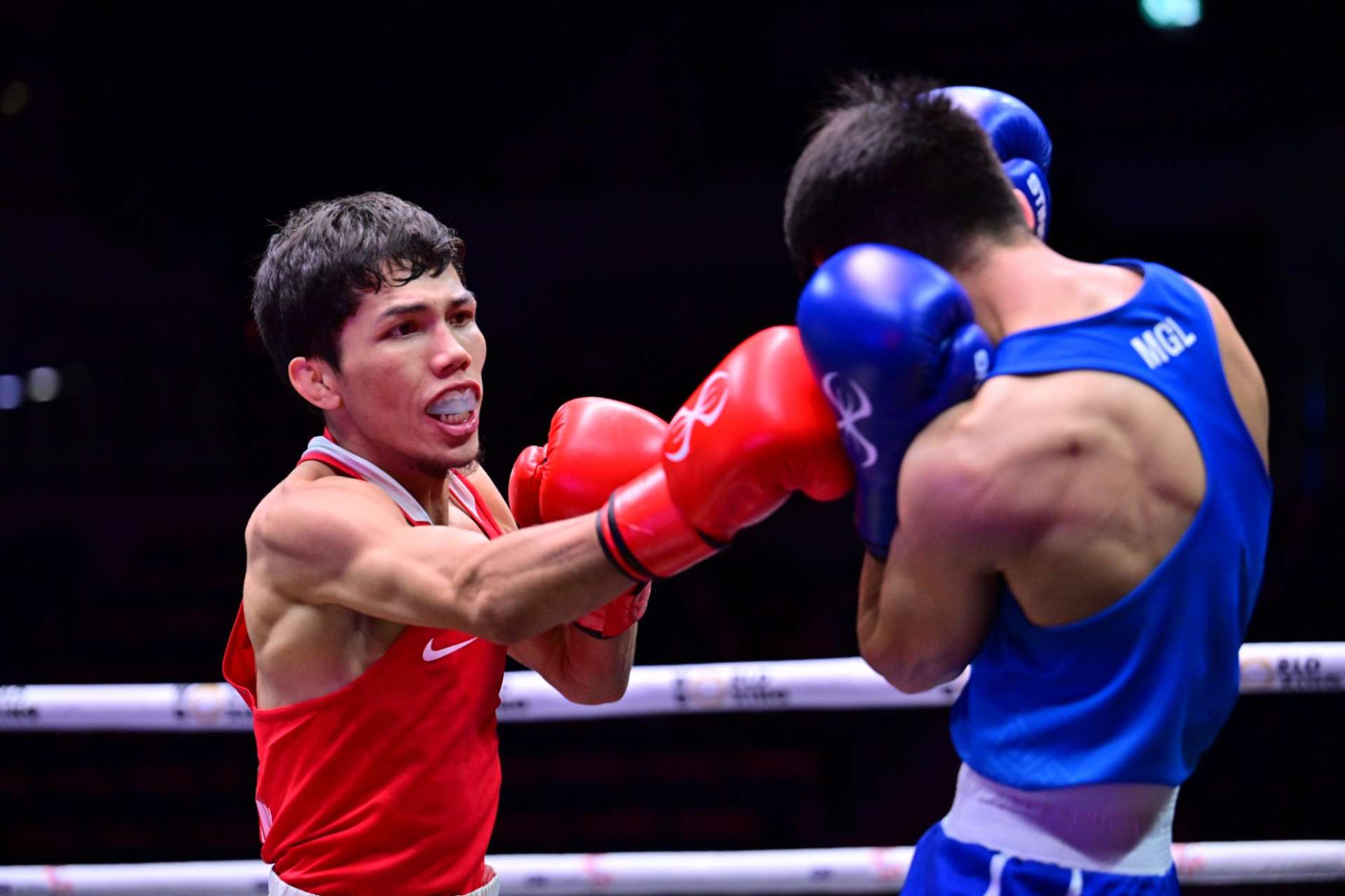 Казахи и узбеки теперь лучшие боксеры в мире