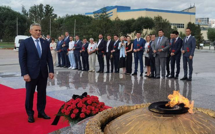 Делегация Тюменской области во главе с губернатором находится с визитом в Казахстане