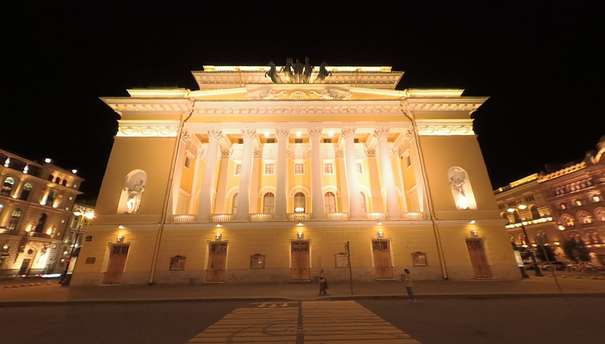 Российский театр проводит в Таджикистане Александринскую международную театральную школу