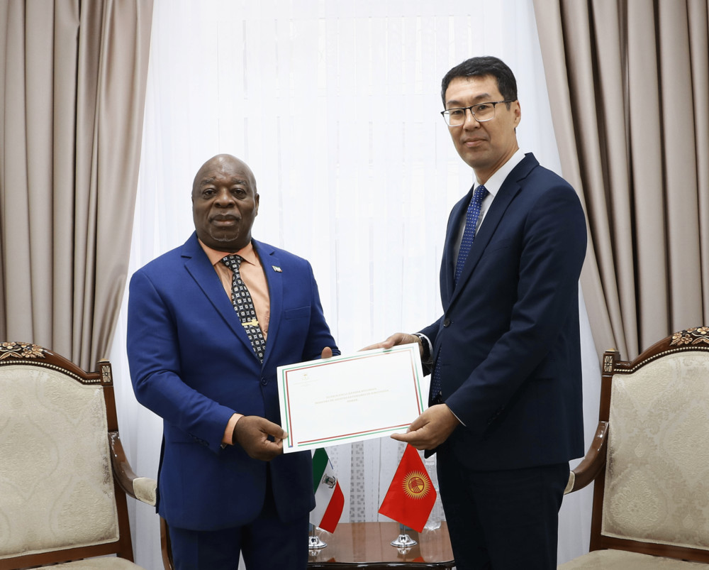 Посол Гвинеи приступил к обязанностям в Кыргызстане — вручение верительных грамот