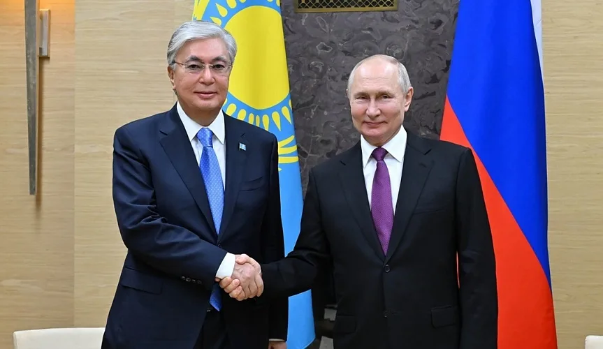 Президенты Казахстана и России обсудили предстоящий визит и мировые события